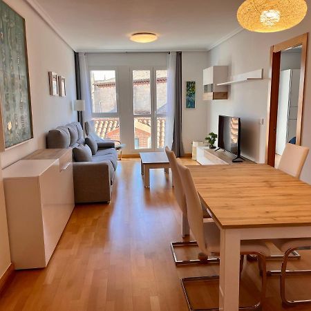 Atuaire Home La Catedral En El Salon Parking Incluido Burgos Luaran gambar